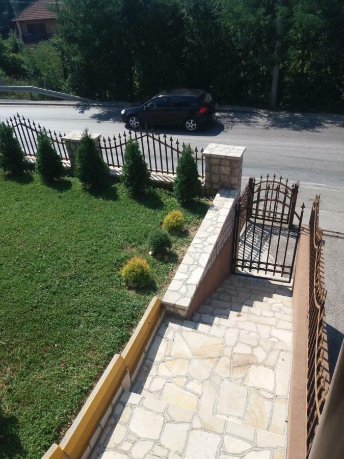 Guest House Nedim Dubrave Gornje Extérieur photo