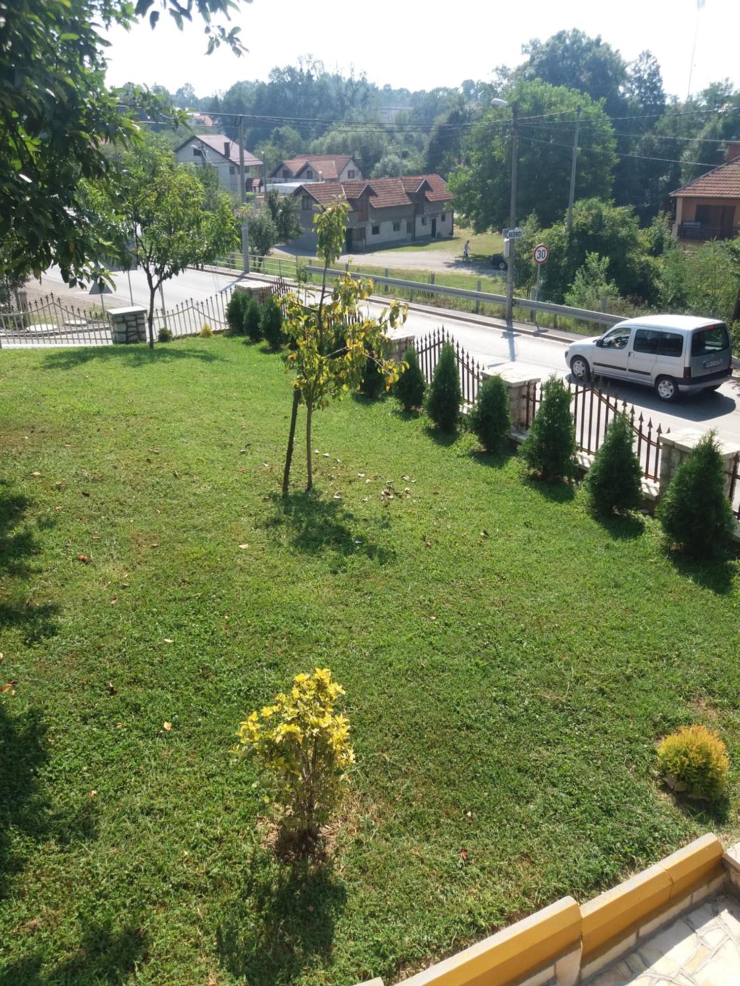 Guest House Nedim Dubrave Gornje Extérieur photo